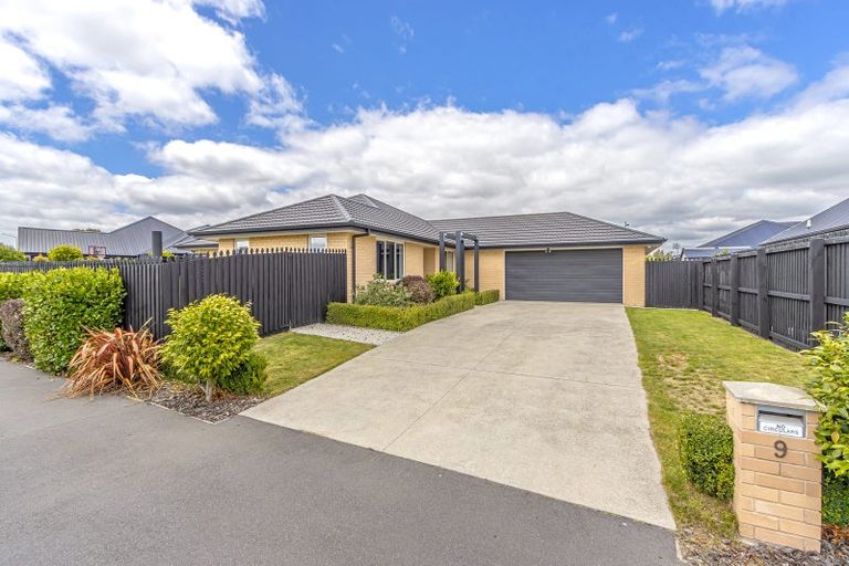 Photo of property in 9 Whincops Road, Halswell, Christchurch, 8025