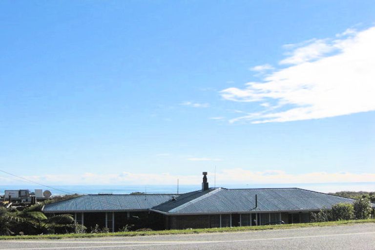 Photo of property in 182 Main South Road, Karoro, Greymouth, 7805