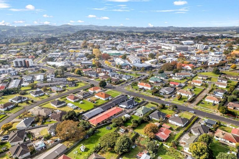 Photo of property in 35b Victoria Street, Pukekohe, 2120
