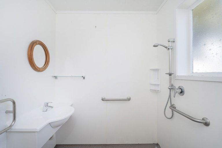 Photo of property in 92 Catherine Crescent, Whitianga, 3510