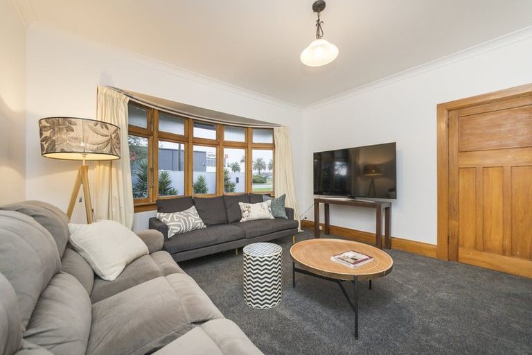 Photo of property in 442 Tremaine Avenue, Takaro, Palmerston North, 4410
