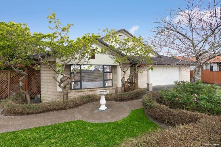 Photo of property in 63 Mt Lebanon Crescent, The Gardens, Auckland, 2105