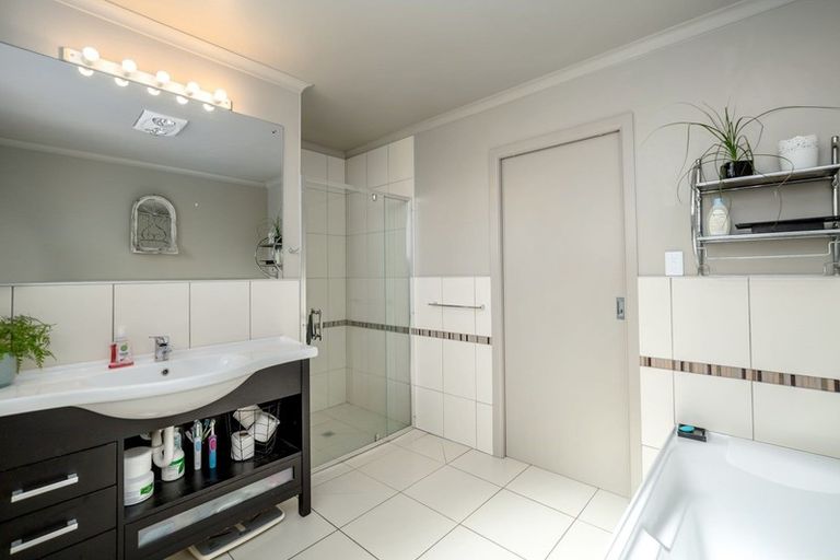 Photo of property in 1 Alexandra Street, Pahiatua, 4910