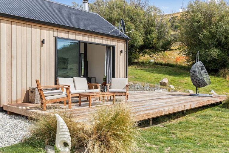 Photo of property in 2390 Cardrona Valley Road, Cardrona, Wanaka, 9382