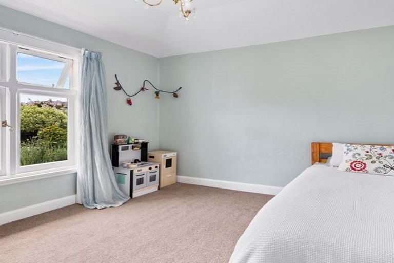 Photo of property in 5 Celia Street, Redcliffs, Christchurch, 8081