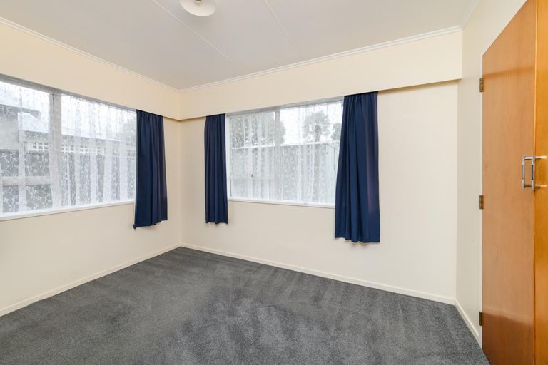 Photo of property in 8b Bryant Street, Takaro, Palmerston North, 4412