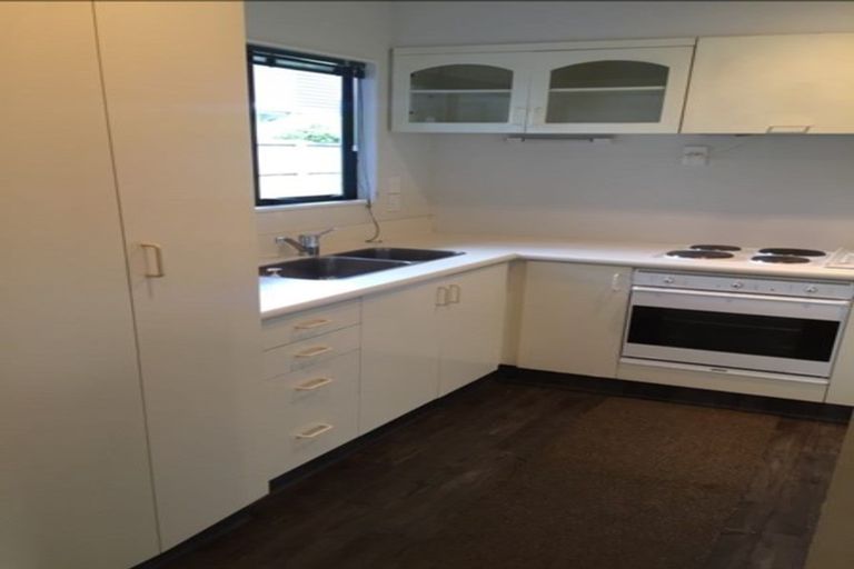 Photo of property in 3/36 Packe Street, Edgeware, Christchurch, 8013