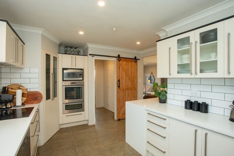 Photo of property in 166 Avondale Road, Greenmeadows, Napier, 4112