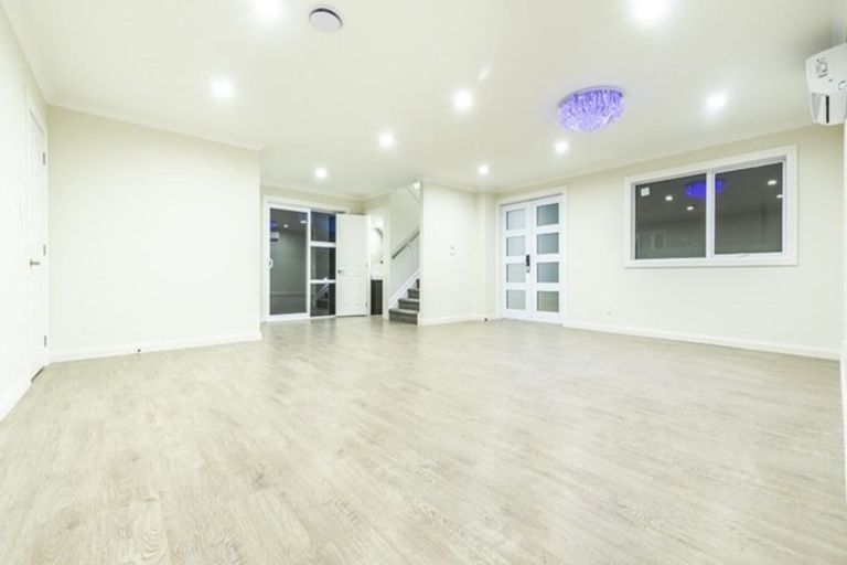 Photo of property in 16 Quattro Avenue, Flat Bush, Auckland, 2019