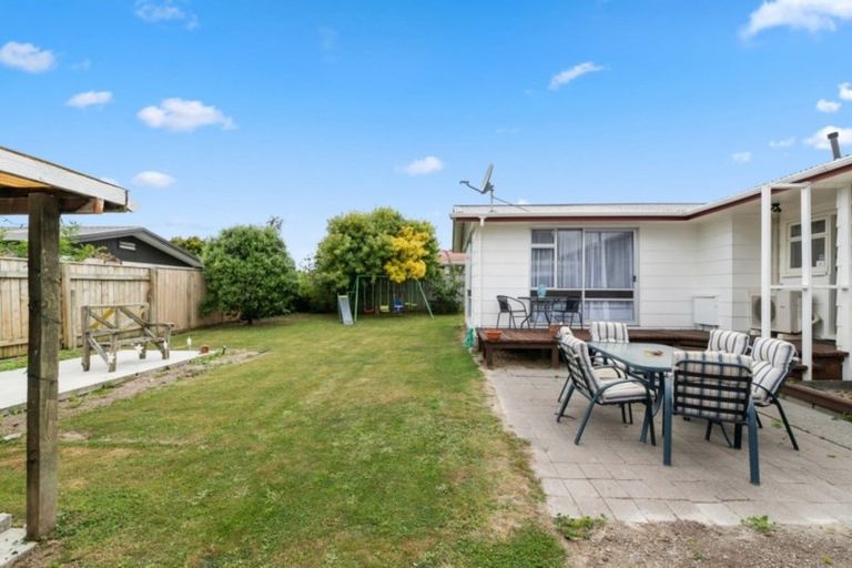 Photo of property in 9 Waihi Place, Westbrook, Palmerston North, 4412