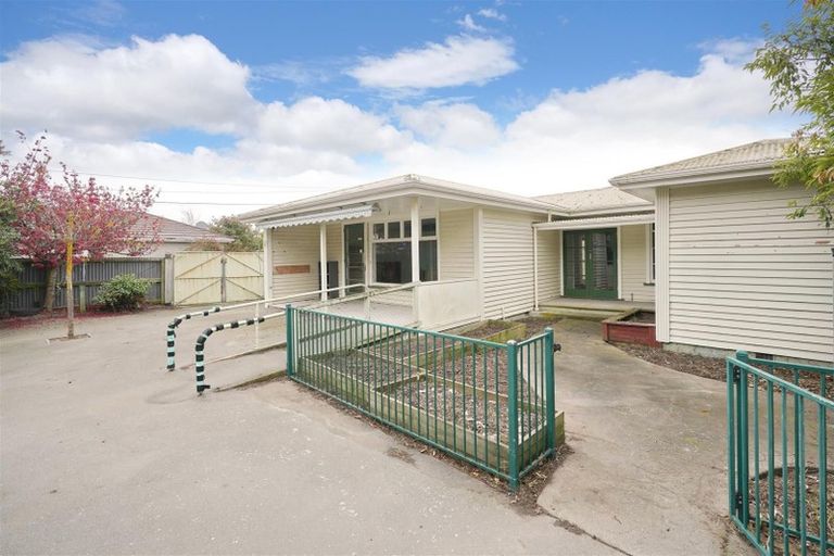 Photo of property in 284 Breezes Road, Aranui, Christchurch, 8061