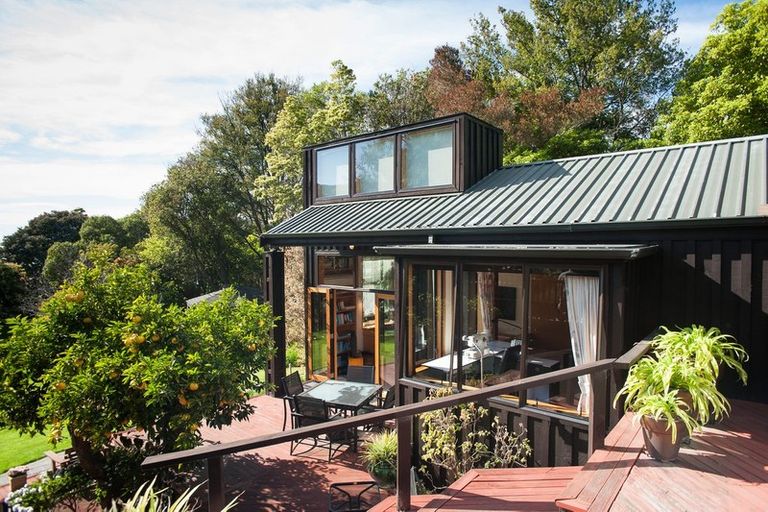 Photo of property in 7 Merlincote Crescent, Governors Bay, Lyttelton, 8971