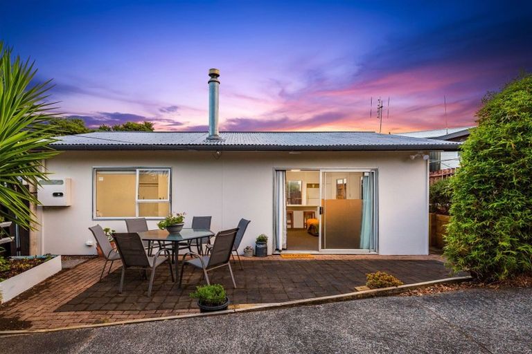 Photo of property in 2/1 Burnham Road, Waitakere, Auckland, 0816