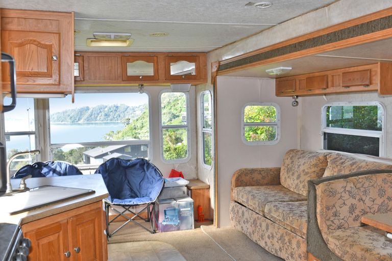 Photo of property in 22 Barrier View Road, Leigh, 0985