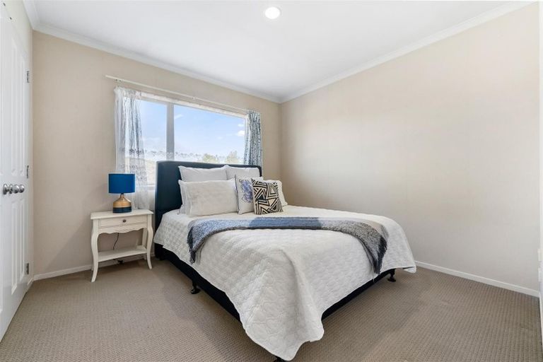 Photo of property in 98 Jeffs Road, Flat Bush, Auckland, 2016