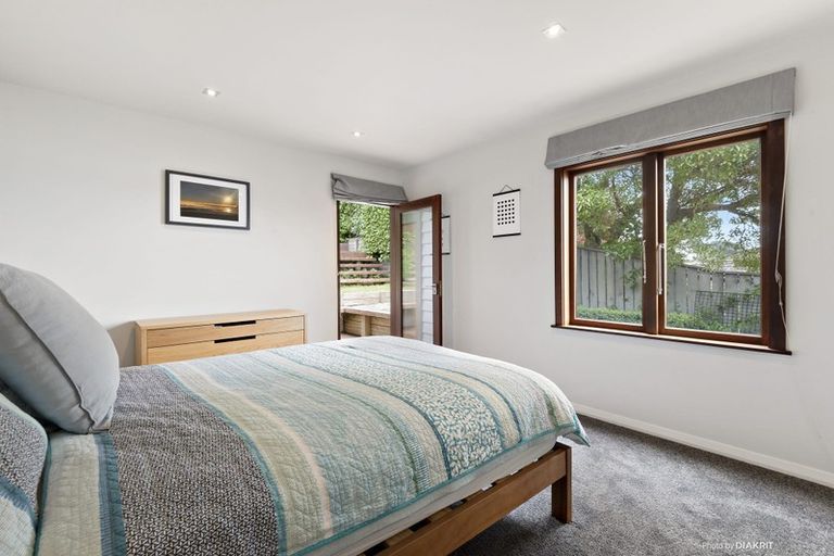 Photo of property in 22 Tai Paku Paku Road, Karaka Bays, Wellington, 6022