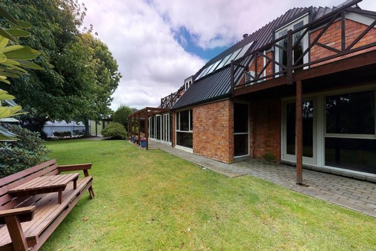 Photo of property in 15 Oak Grove, Ashburton, 7700