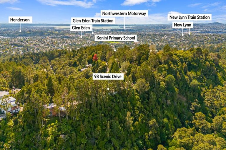 Photo of property in 98 Scenic Drive, Titirangi, Auckland, 0604