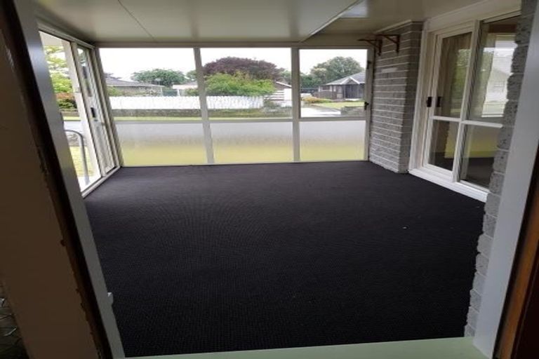 Photo of property in 47 Strathfield Avenue, Dallington, Christchurch, 8061