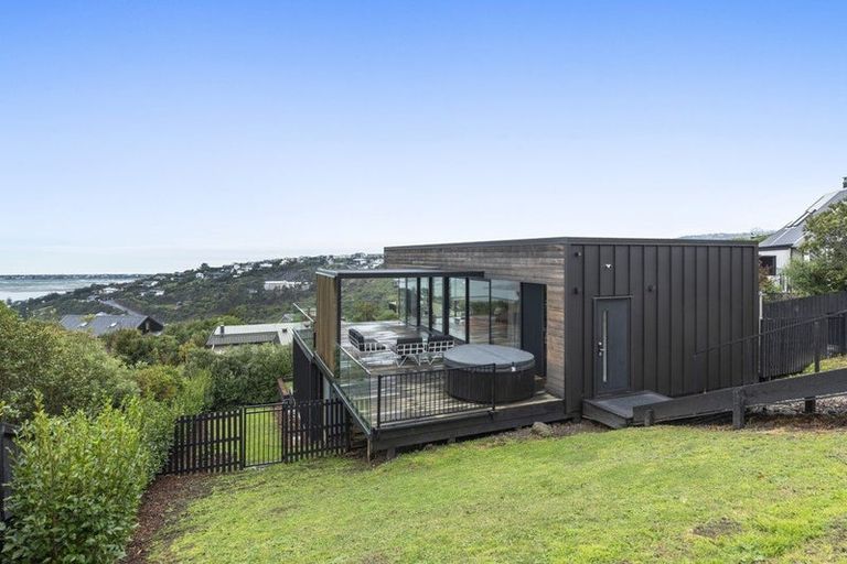 Photo of property in 3 Selleck Street, Mount Pleasant, Christchurch, 8081