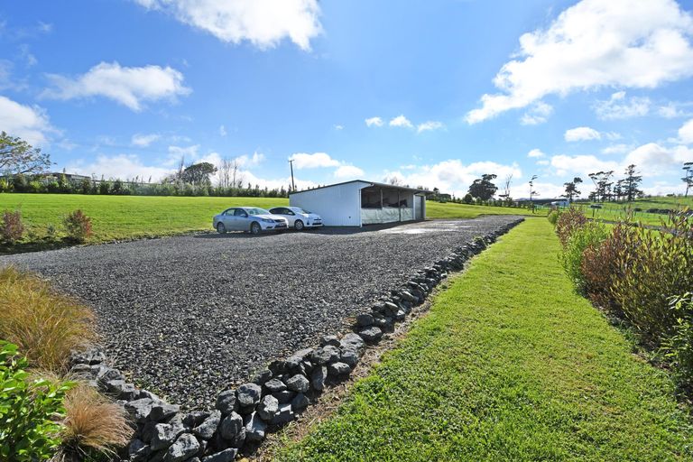 Photo of property in 64 Brown Road, Hakaru, Kaiwaka, 0573