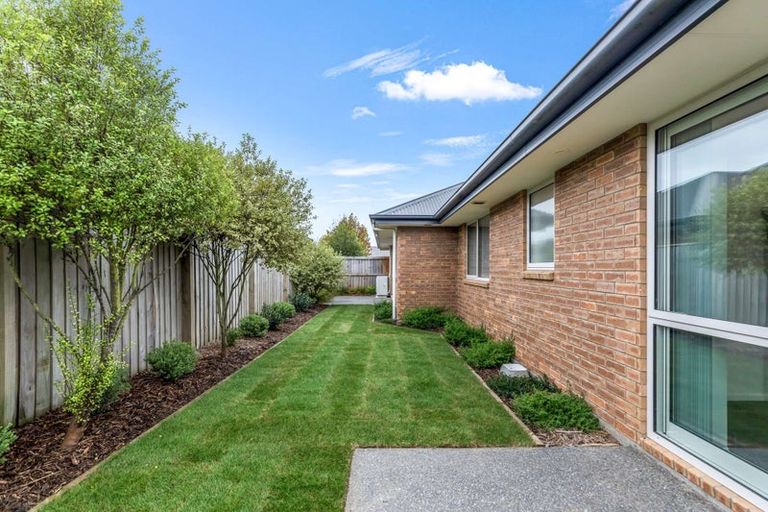 Photo of property in 37 Sutherland Drive, Kaiapoi, 7630