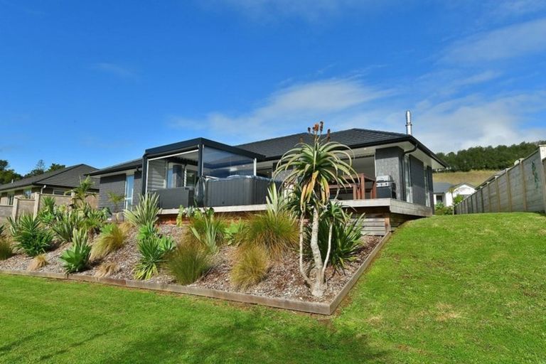 Photo of property in 39 Anne Burton Drive, Warkworth, 0910