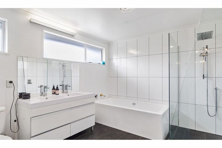 Photo of property in 6a Hawthorn Place, Gleniti, Timaru, 7910