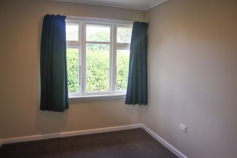 Photo of property in 2 Owens Terrace, Upper Riccarton, Christchurch, 8041