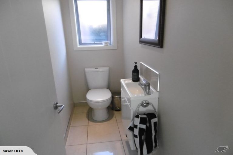 Photo of property in 15a Grove Road, Addington, Christchurch, 8024