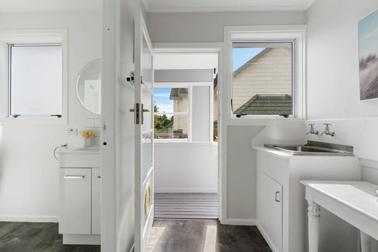 Photo of property in 1/25 Union Road, Howick, Auckland, 2014