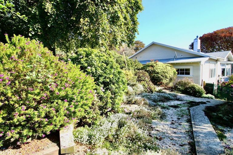 Photo of property in 5 Till Street, South Hill, Oamaru, 9400