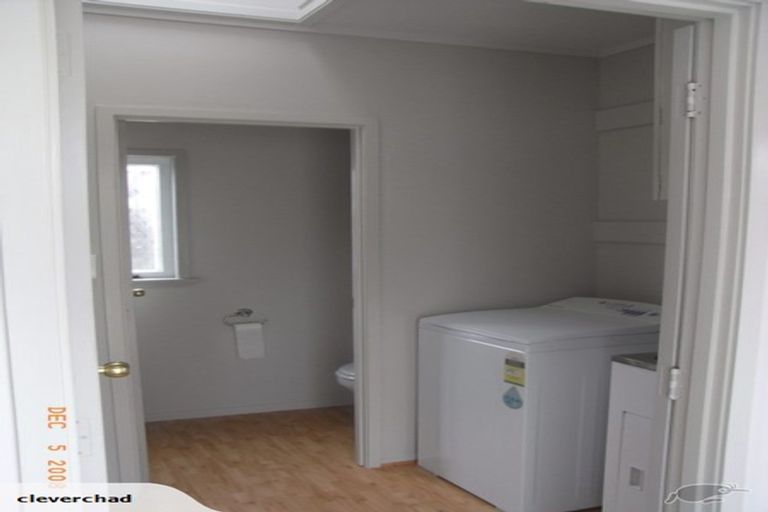 Photo of property in 2/21 Omana Road, Milford, Auckland, 0620