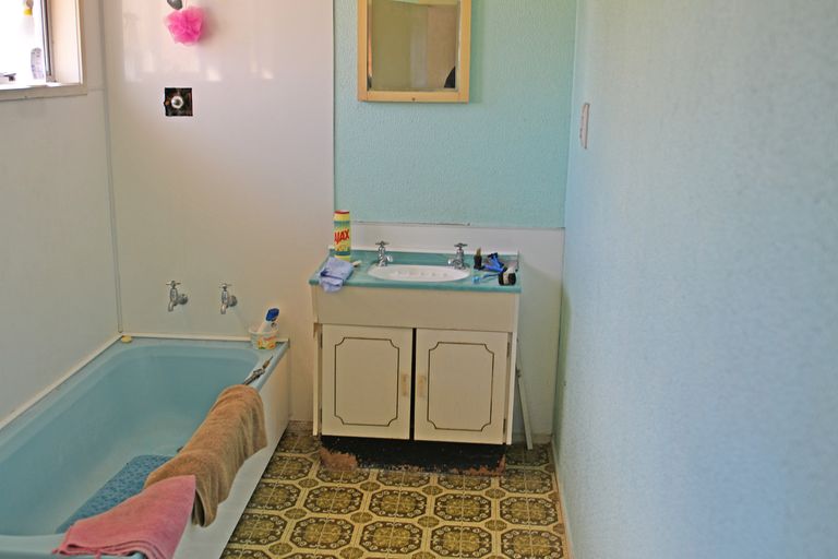 Photo of property in 44 Hauraki Road, Leigh, Warkworth, 0985