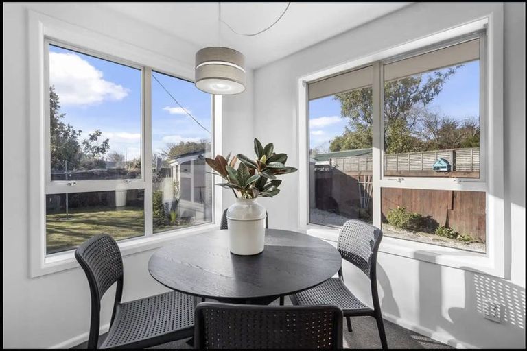 Photo of property in 6 Saffron Street, Bryndwr, Christchurch, 8053