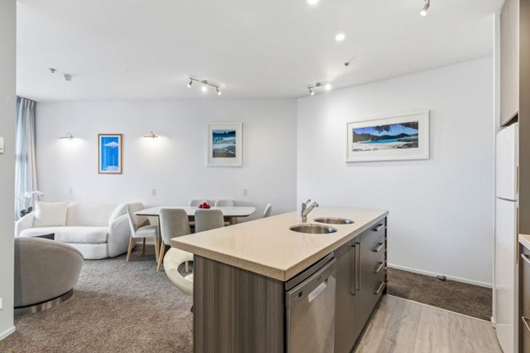 Photo of property in 415/11 Tamariki Avenue, Kelston, Auckland, 0602