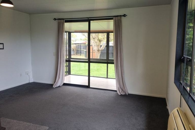 Photo of property in 22 Pound Road, Leeston, 7632