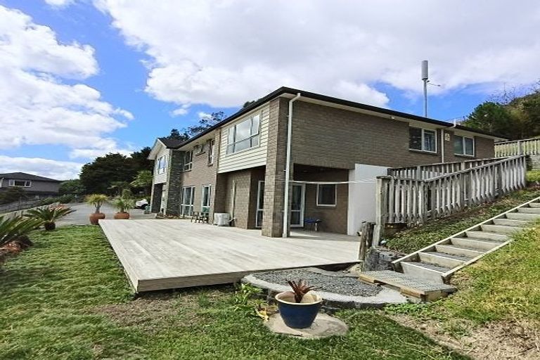 Photo of property in 48 Bur Oak Terrace, Schnapper Rock, Auckland, 0632
