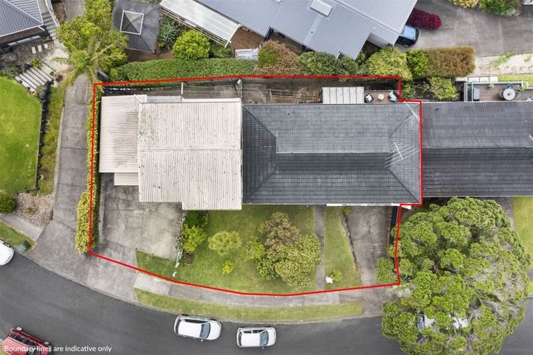 Photo of property in 1/18 Charles Dickens Drive, Mellons Bay, Auckland, 2014