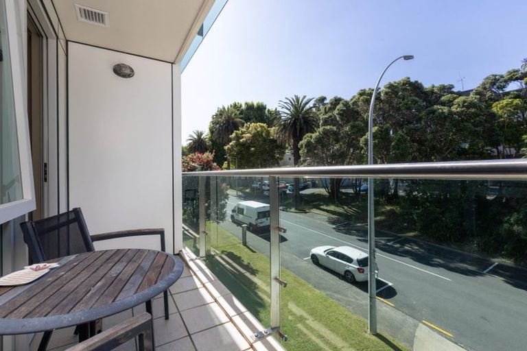 Photo of property in 1/6d Durham Street, Tauranga, 3110