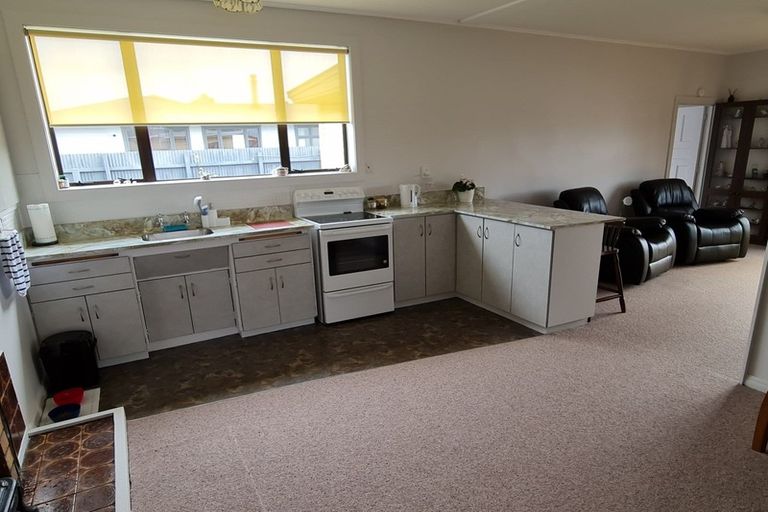 Photo of property in 20 Bentham Street, Westport, 7825