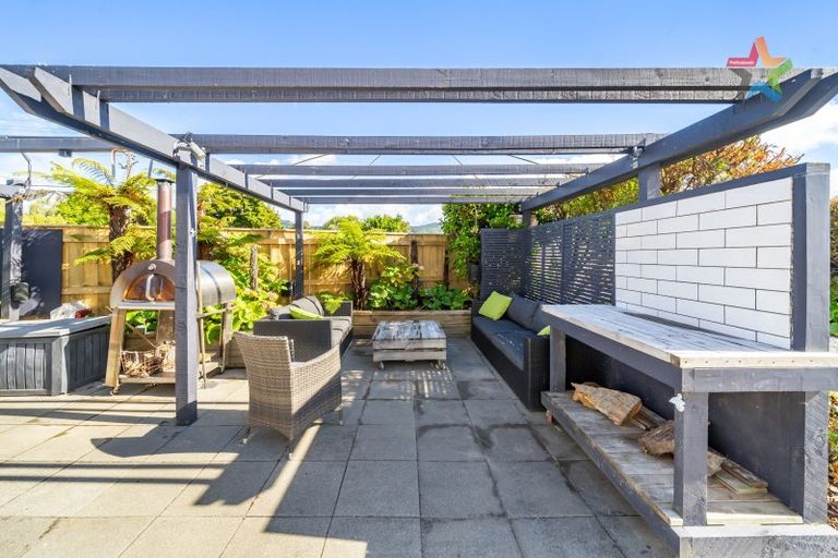 Photo of property in 79 Ararino Street, Trentham, Upper Hutt, 5018