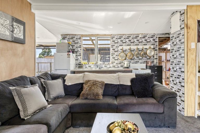 Photo of property in 15 Kauri Street, Mangakino, 3421