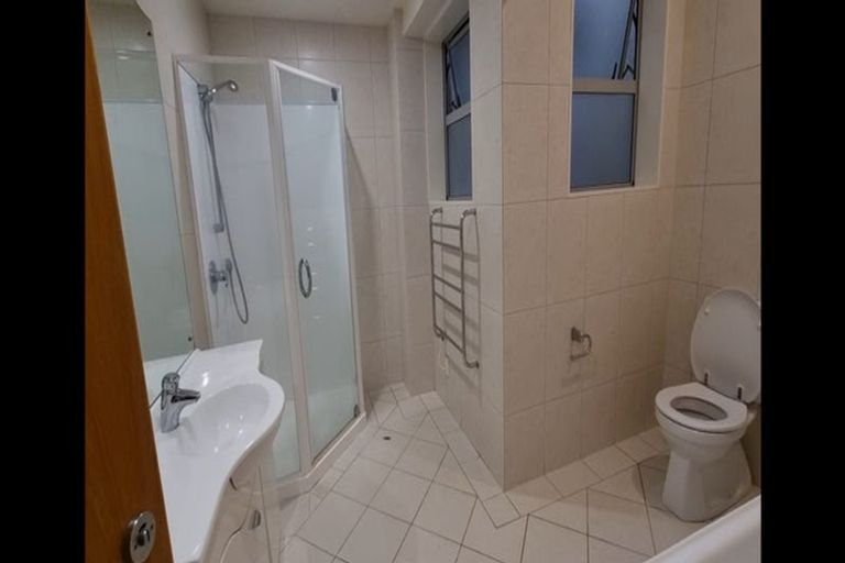 Photo of property in Construction House, 52/80 Kent Terrace, Mount Victoria, Wellington, 6011