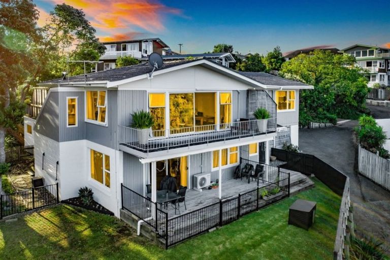 Photo of property in 1/4 Gull Lane, Mairangi Bay, Auckland, 0630