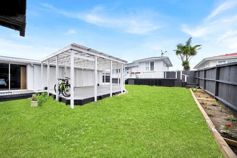 Photo of property in 9 O'connell Street, Manurewa, Auckland, 2102