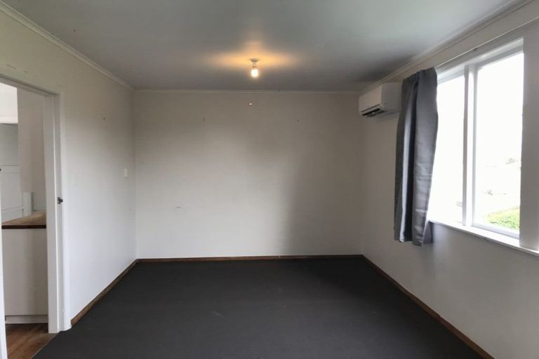 Photo of property in 24-30 Cheshire Street, Cannons Creek, Porirua, 5024