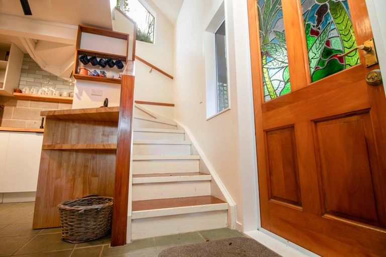 Photo of property in 156 Piha Road, Piha, New Lynn, 0772