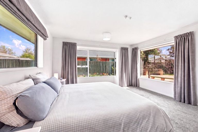 Photo of property in 45 Showgate Avenue, Sockburn, Christchurch, 8042
