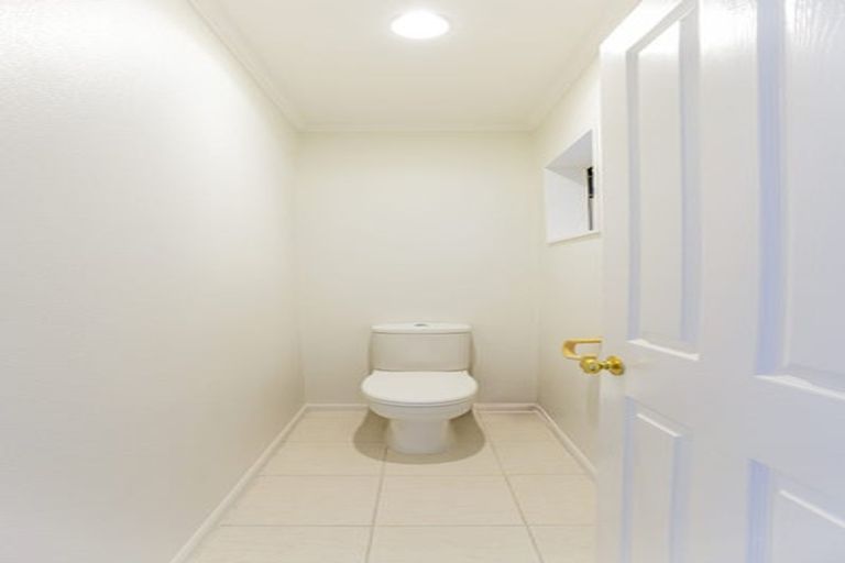 Photo of property in 5 Windsong Court, Northpark, Auckland, 2013